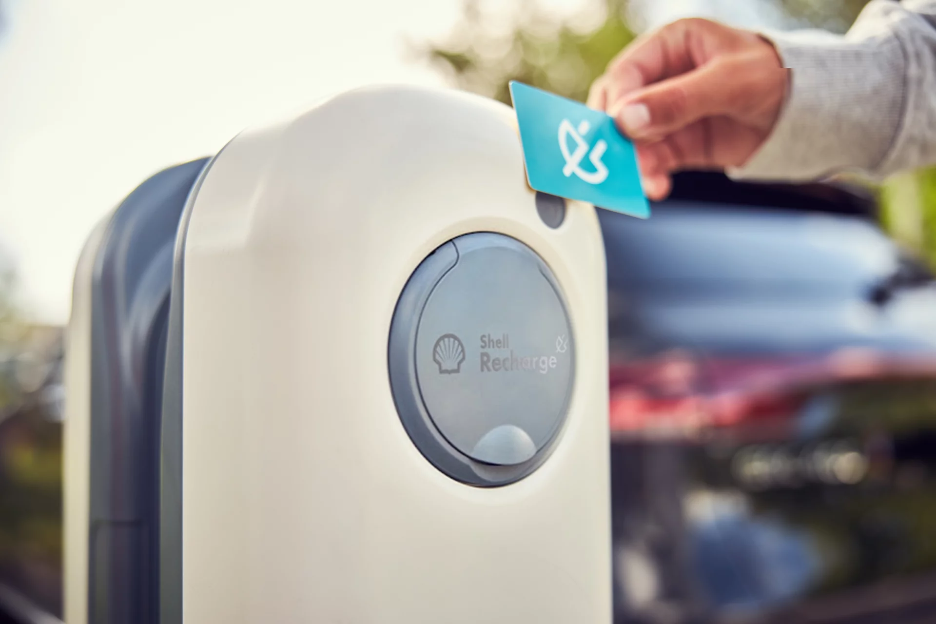 Shell Recharge Solutions - GDPR-compliant customer support tool design
